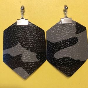 Leather earrings